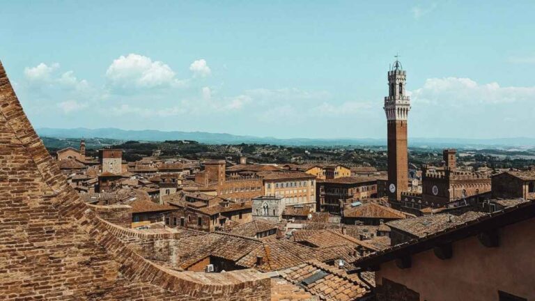 Siena - Torre del Mangia - Panoramica sul centro storico - Siena - Torre del Mangia - Overview of the historic center
